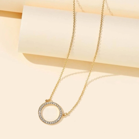 Jewelry - Rhinestone Circle Charm Necklace